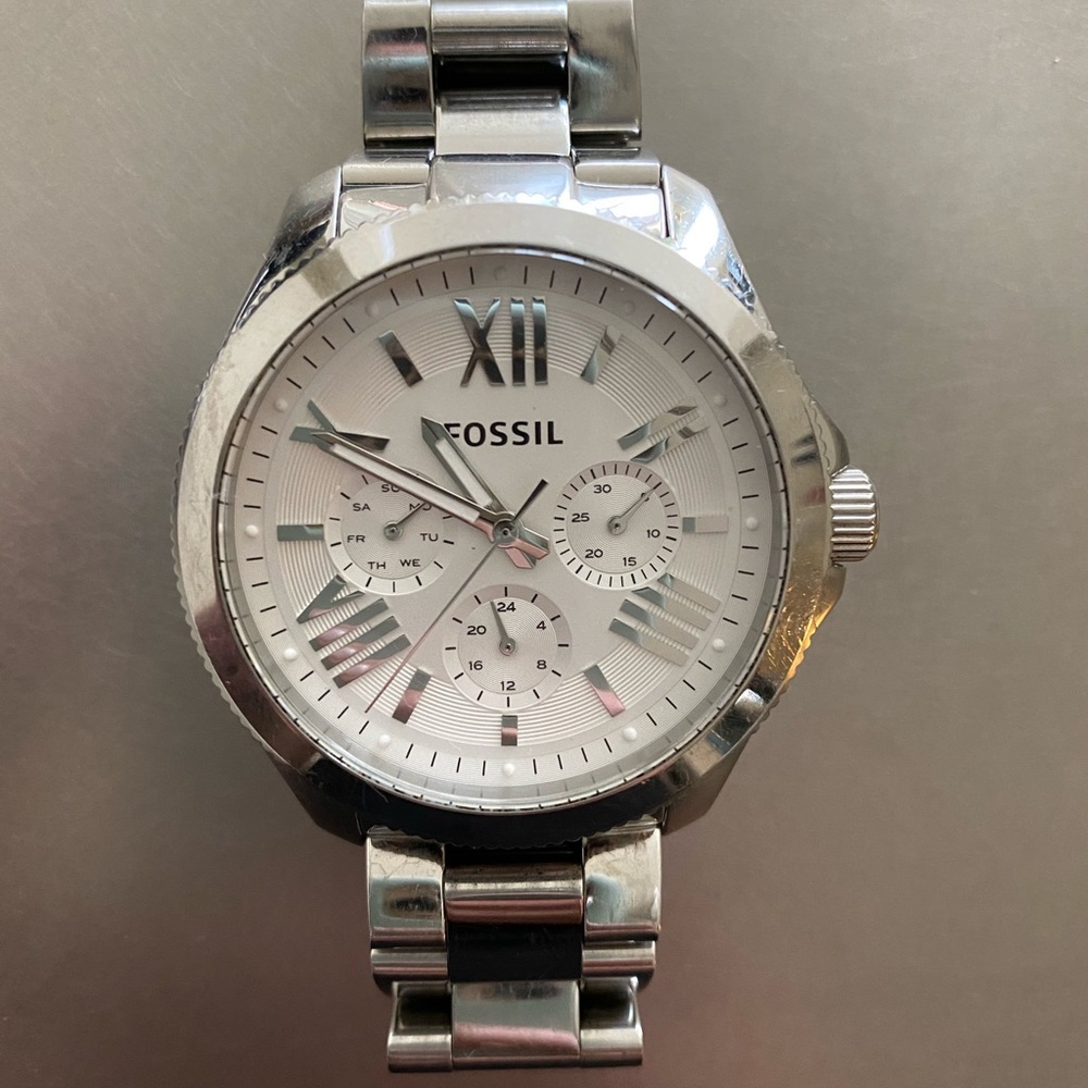Fossil watch